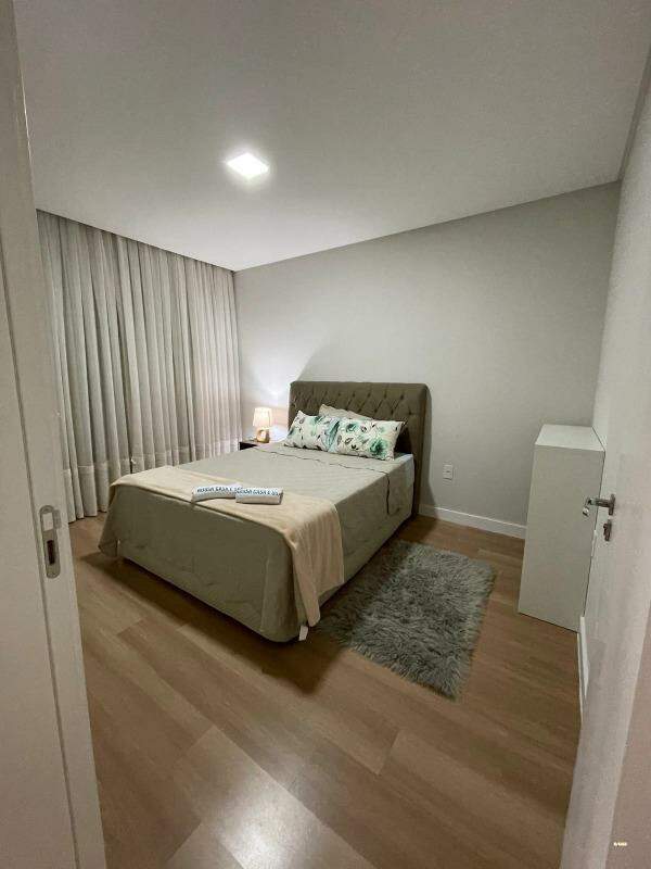 Imagem Casa à venda, 2 quartos, 2 suítes, 3 vagas, Nossa Senhora Da Paz - Balneário Piçarras/SC