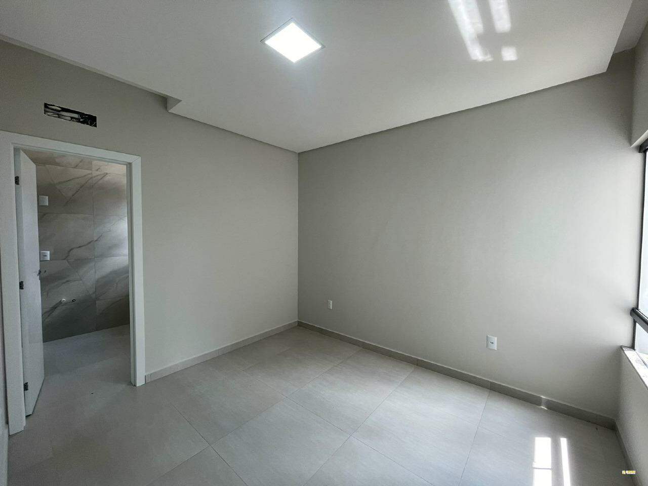 Imagem Geminado de esquina a venda no bairro Três Rios do Norte em Jaraguá do Sul no loteamento Mirage