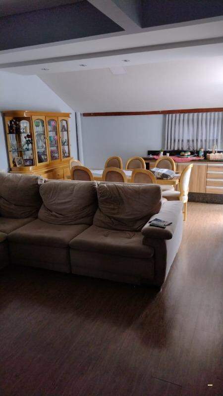 Imagem Casa à venda, 4 quartos, 1 suíte, 2 vagas, Vila Lalau - Jaraguá do Sul/SC