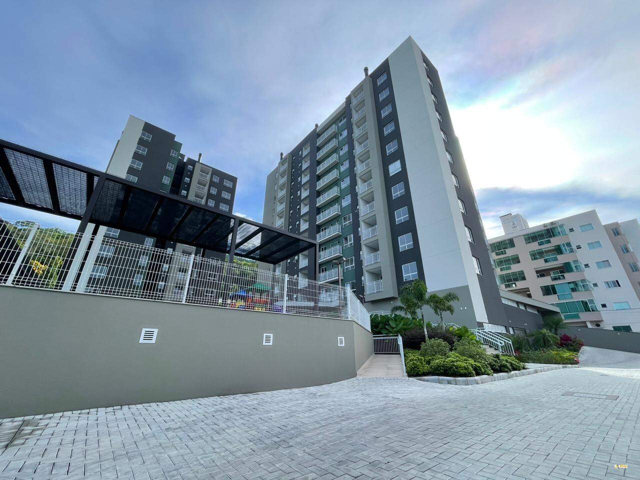 Imagem Apartamento à venda, 2 quartos, 1 suíte, 3 vagas, Vila Lalau - Jaraguá do Sul/SC