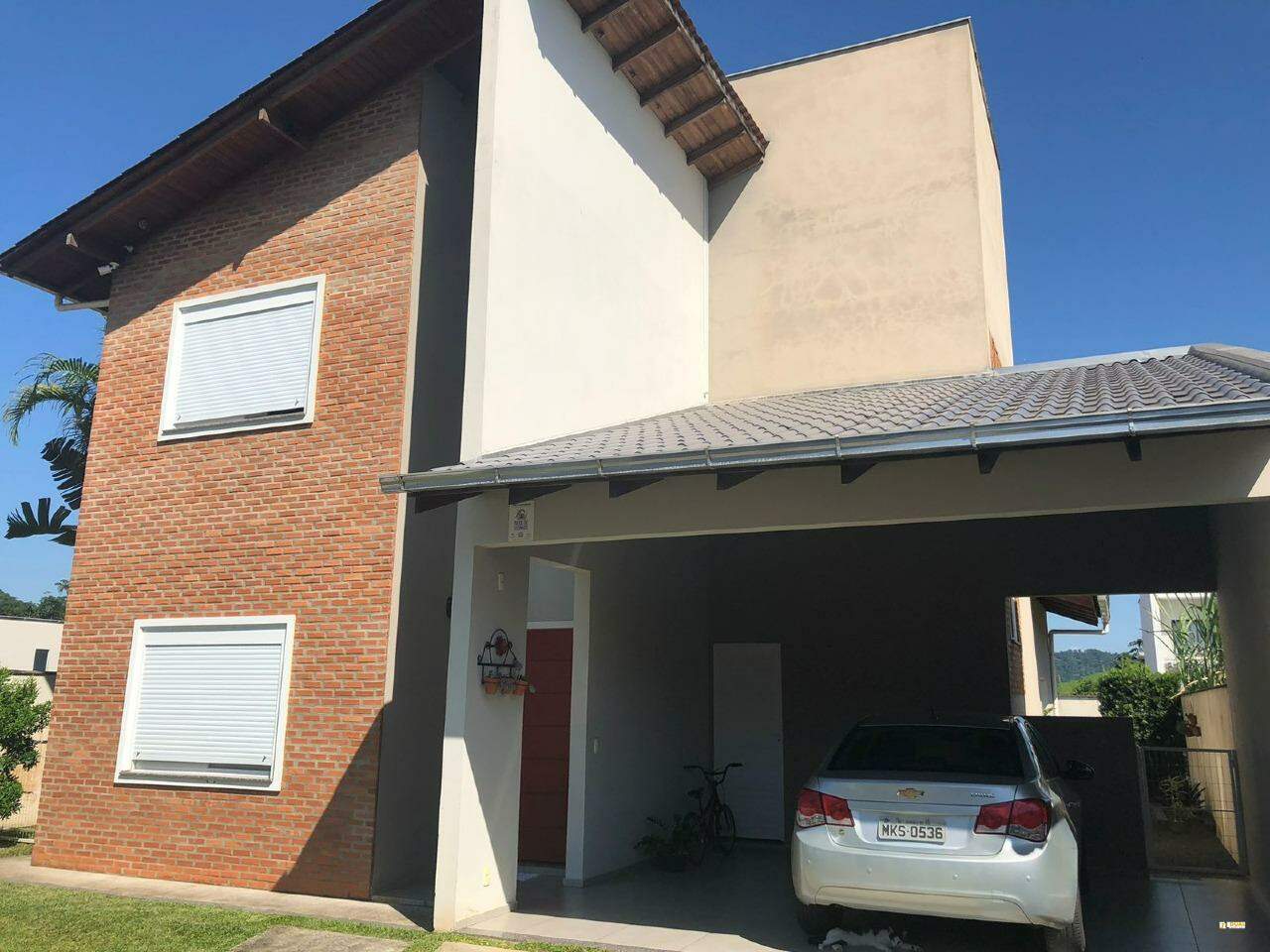 Imagem Casa a venda com 4 quartos e piscina em Três Rios do Norte no Loteamento Montreal