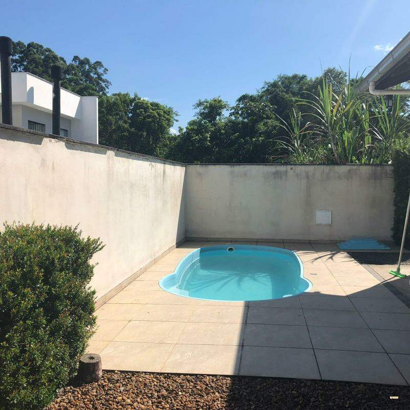 Imagem Casa a venda com 4 quartos e piscina em Três Rios do Norte no Loteamento Montreal