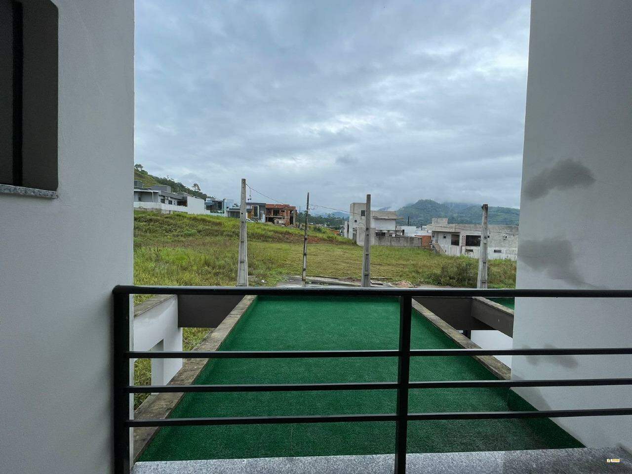 Imagem Geminado com 2 Suítes no Jaraguá 99 – Pronto para Morar!