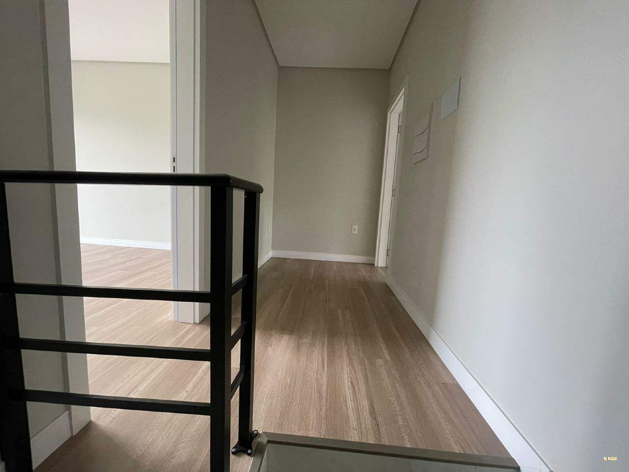 Imagem Geminado com 2 Suítes no Jaraguá 99 – Pronto para Morar!