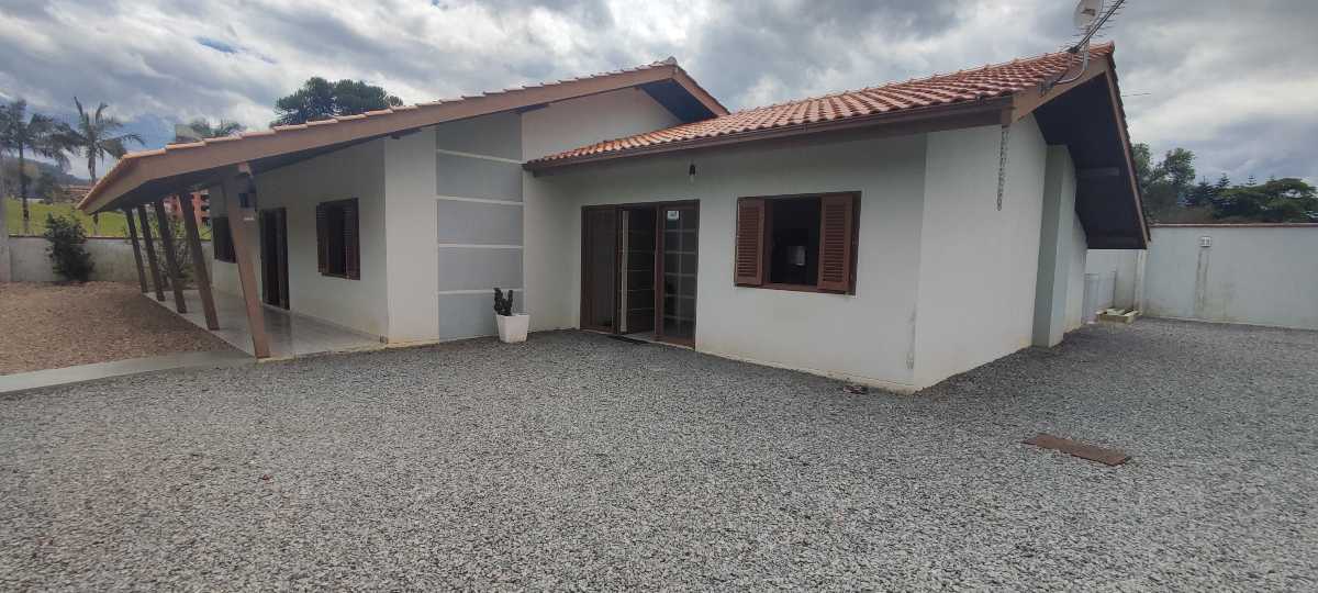 Imagem Casa à venda, 3 quartos, 1 suíte, 3 vagas, Rau - Jaraguá do Sul/SC