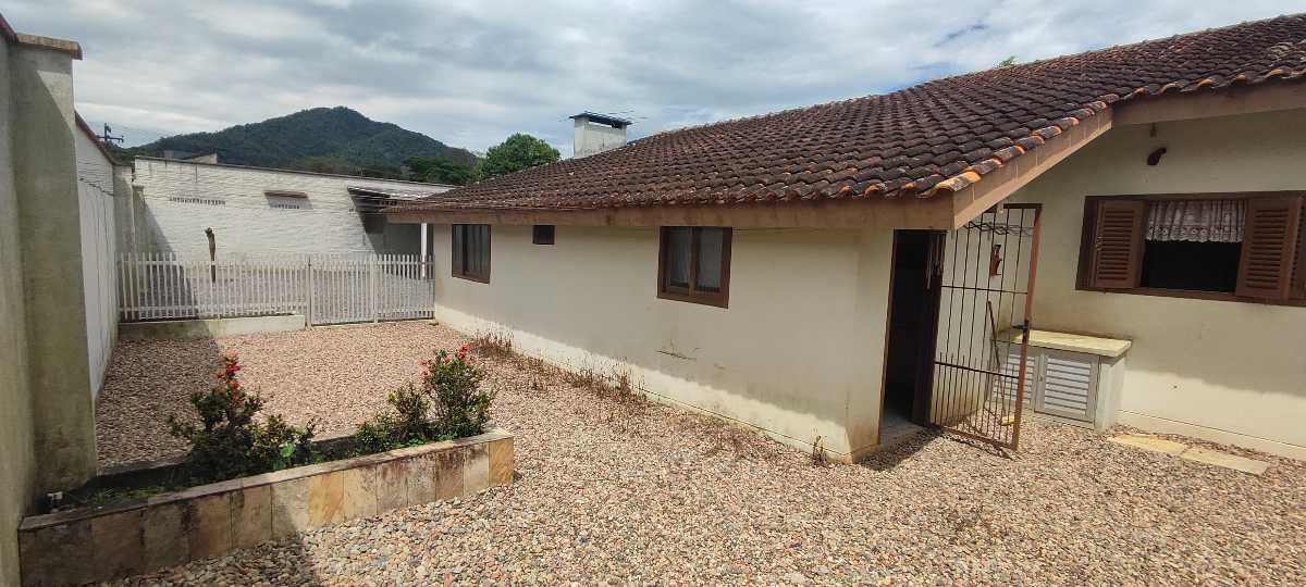 Imagem Casa à venda, 3 quartos, 1 suíte, 3 vagas, Rau - Jaraguá do Sul/SC