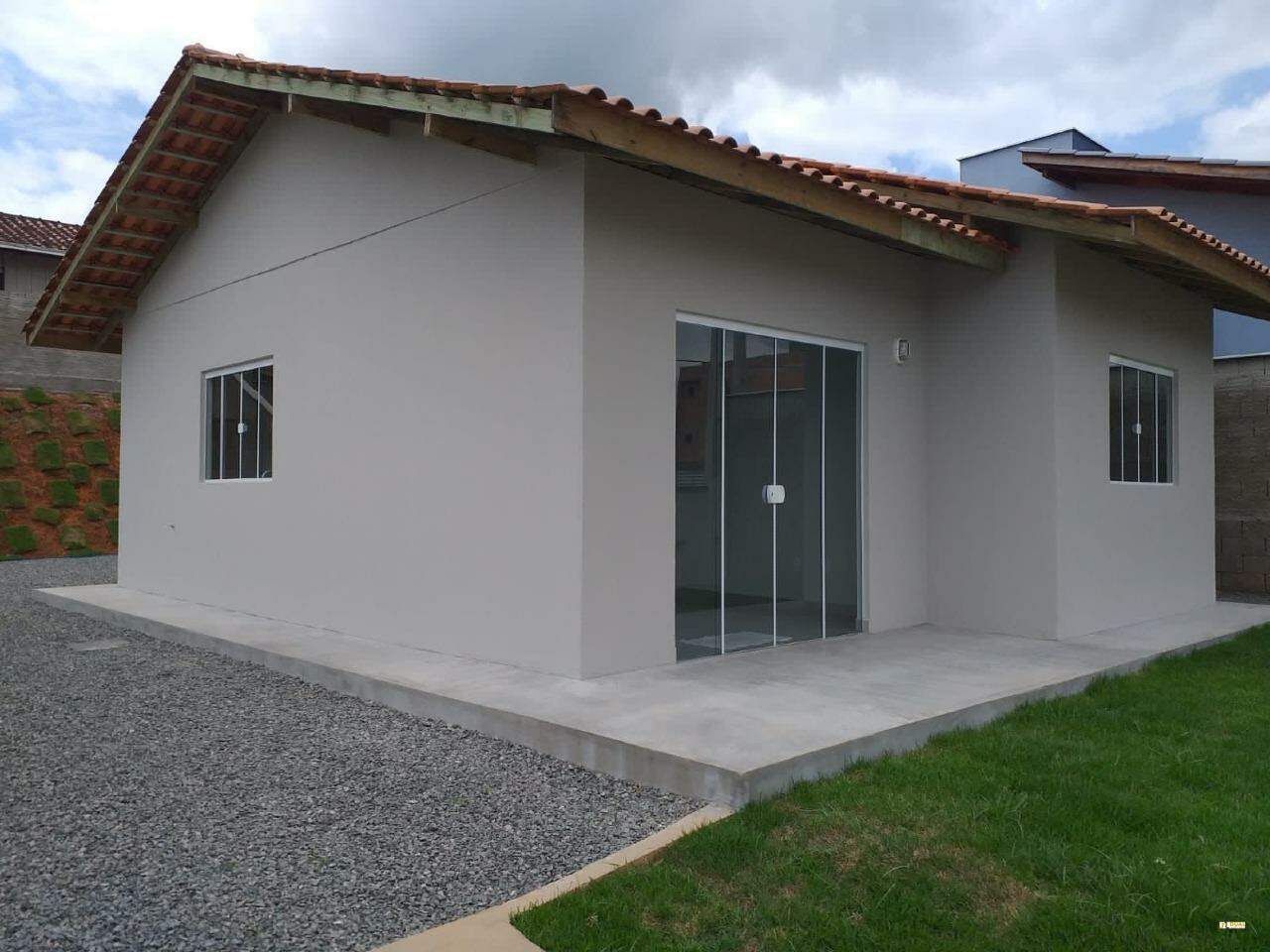 Imagem Casa com 02 dormitórios no bairro Nereu Ramos em Jaraguá do Sul