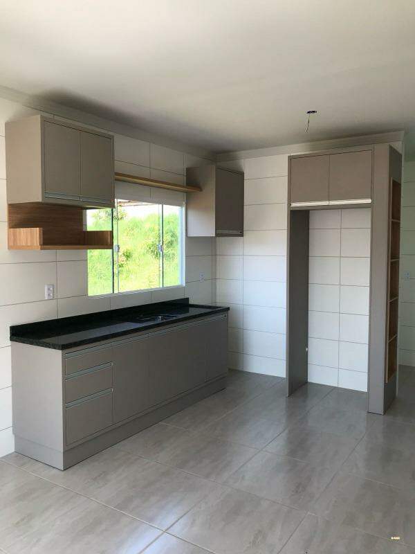 Imagem Casa com 02 dormitórios no bairro Nereu Ramos em Jaraguá do Sul