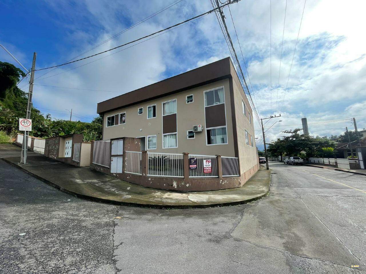 Imagem Apartamento com 2 dormitórios a venda no bairro Nereu Ramos em Jaraguá do Sul