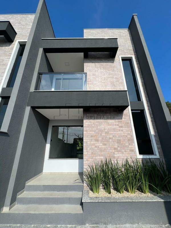 Imagem Geminado com 186,54m² à venda no bairro Ilha da figueira em Jaraguá do Sul