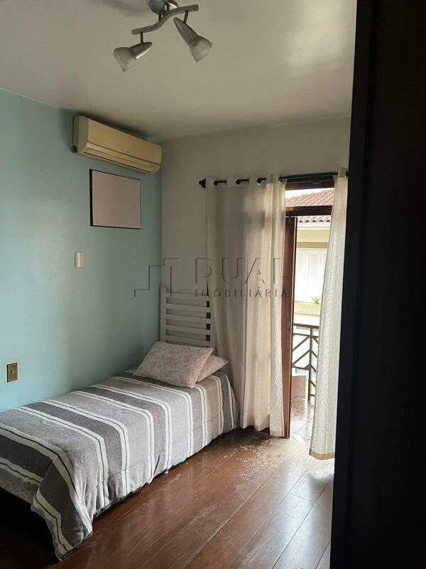 Imagem Casa residencial com potencial comercial com 270 m² semi mobiliado à venda no bairro Centro de Jaraguá do Sul 