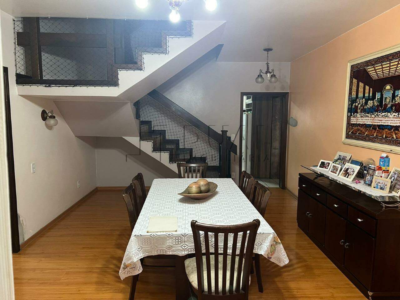 Imagem Casa residencial com potencial comercial com 270 m² semi mobiliado à venda no bairro Centro de Jaraguá do Sul 