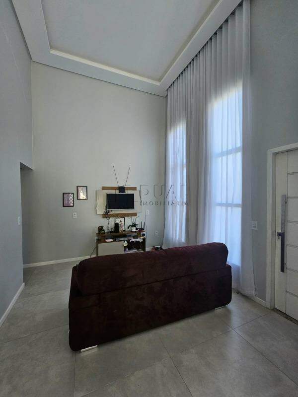 Casa com 70m² semimobiliado à venda no bairro Chico de Paula em Jaraguá do Sul