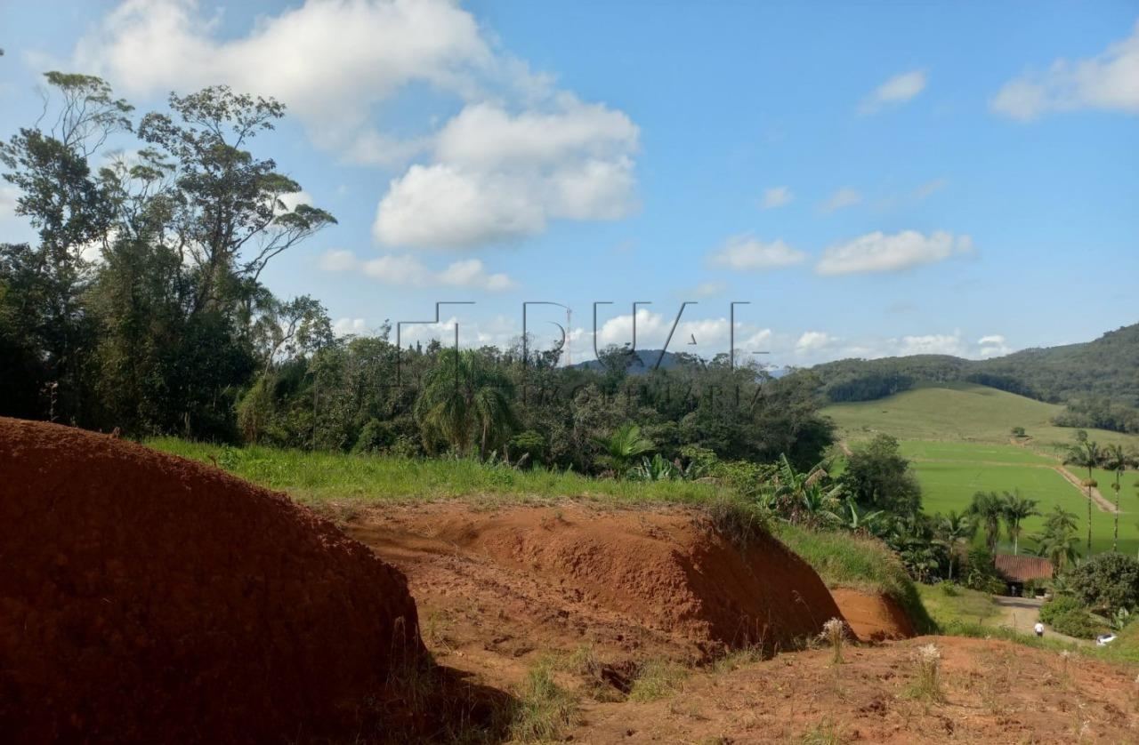 Imagem Casa com terreno de 6 mil m² + terreno ao lado de 5 mil m² a Venda em Guaramirim