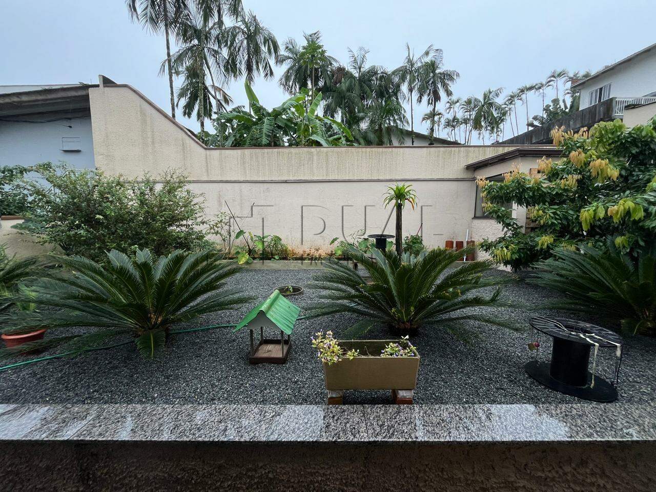 Imagem Casa com ótima localização à venda no bairro Nova Brasília.