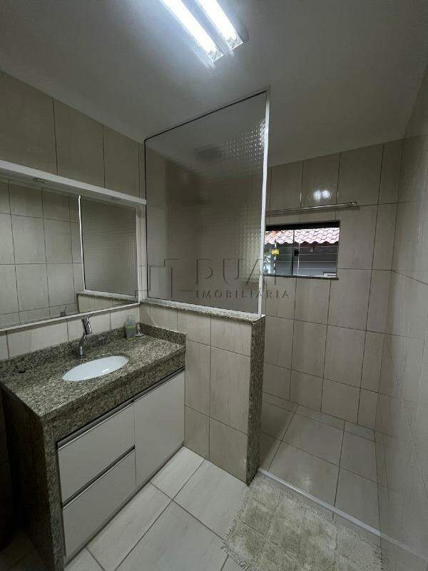 Imagem Casa com ótima localização à venda no bairro Nova Brasília.