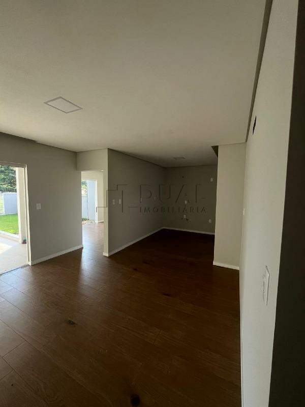 Imagem Geminado com suíte + 02 dormitórios com 108,00m² à venda no bairro Jaraguá 84 em Jaraguá do Sul