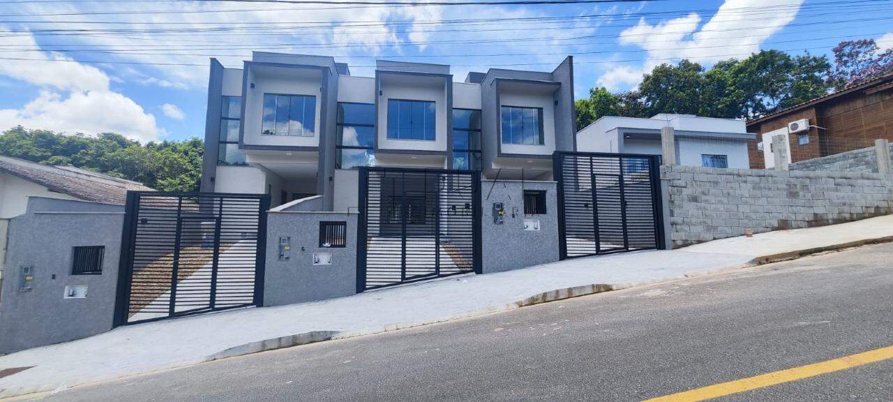 Imagem Geminado à venda, 2 suítes, 1 vaga, Três Rios do Norte - Jaraguá do Sul/SC