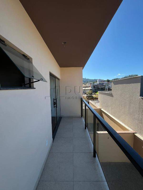 Imagem Geminado sobrado com 97m² à venda no bairro Jaraguá 99 em Jaraguá do Sul