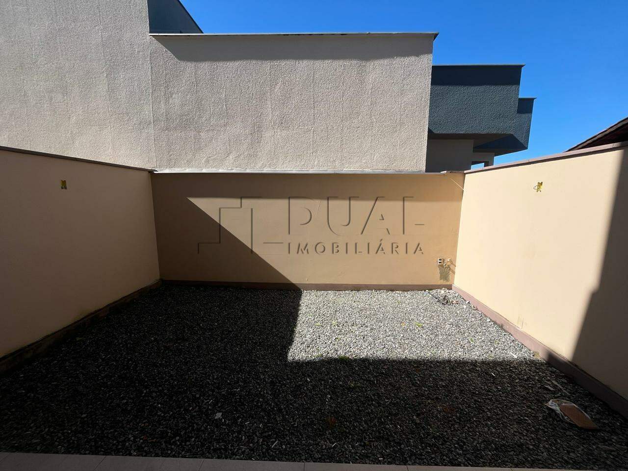 Imagem Geminado sobrado com 97m² à venda no bairro Jaraguá 99 em Jaraguá do Sul