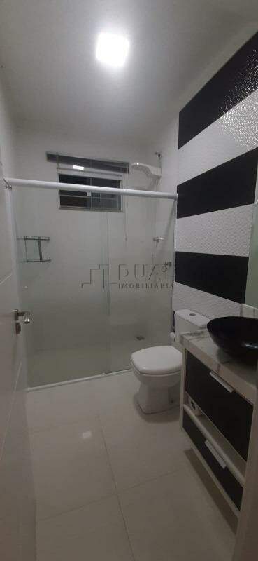 Imagem Casa no bairro Tifa Martins com 2 unidades residenciais