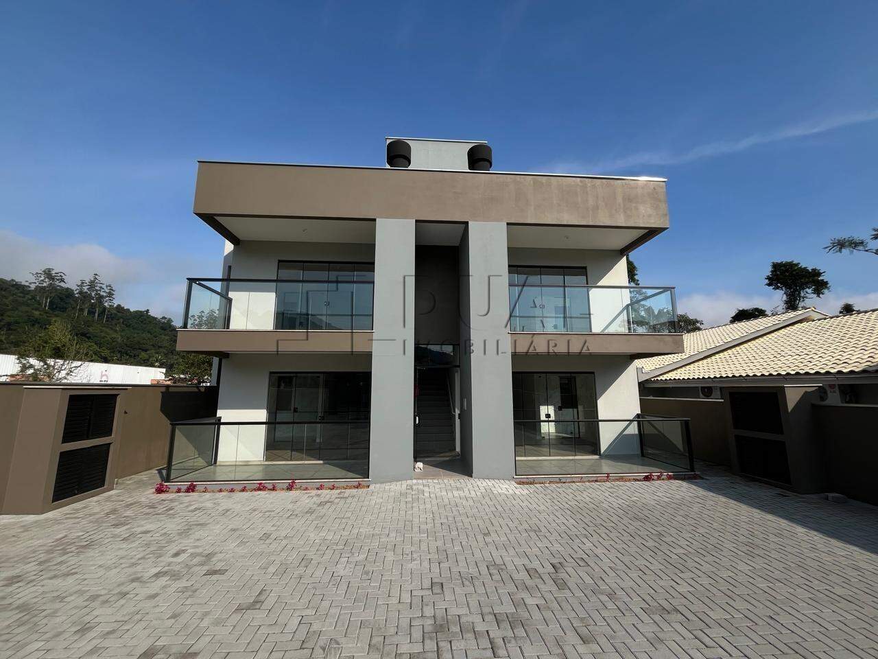 Apartamento com 86,26m² à venda no bairro Barra do Rio Cerro em Jaraguá do Sul