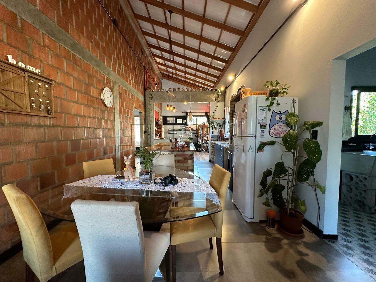 Imagem Casa Semi Mobiliada à Venda no Três Rios do Sul – 4 Dormitórios e Amplo Terreno