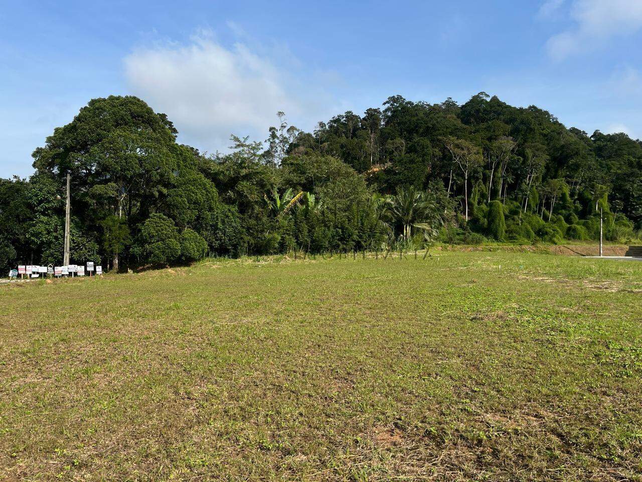 Imagem Loteamento em localização privilegiada no bairro Barra do Rio Cerro em Jaraguá do Sul.