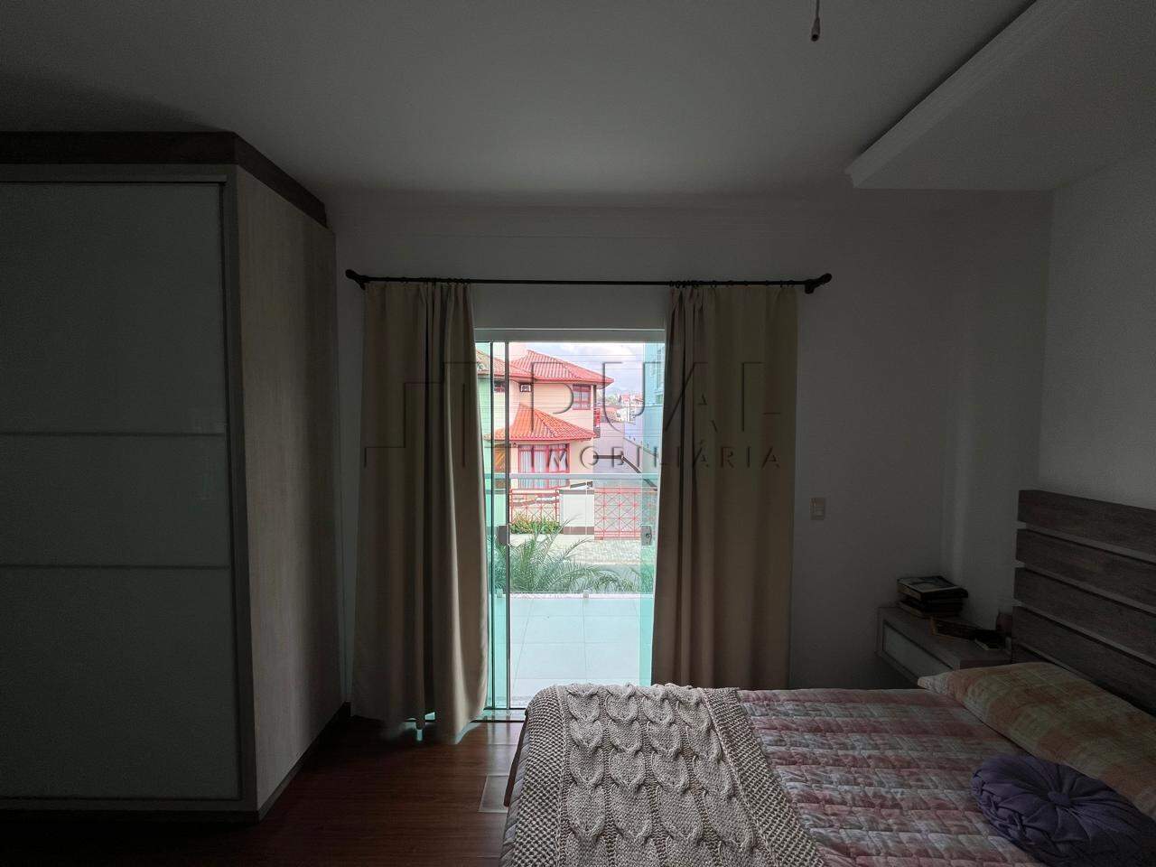 Imagem  Casa à venda no bairro Vila Baependi em Jaraguá do sul.