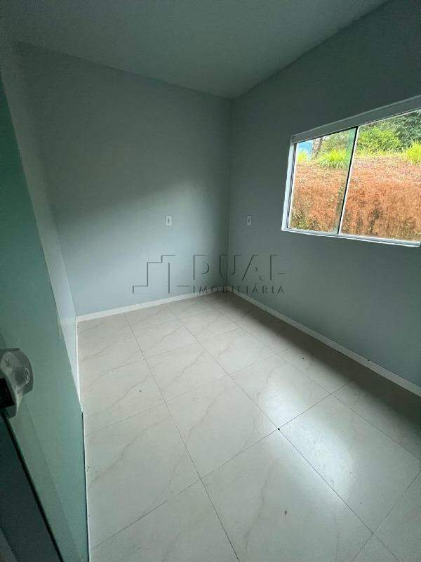 Imagem Casa a venda com 2 dormitórios no bairro Amizade em Jaraguá do Sul