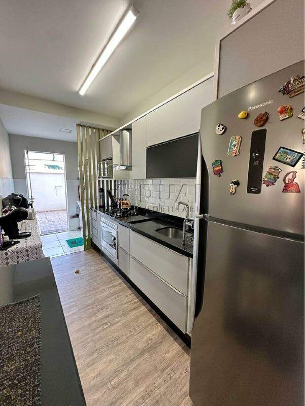 Apartamento com amplo giardino a venda no bairro Vila Lalau