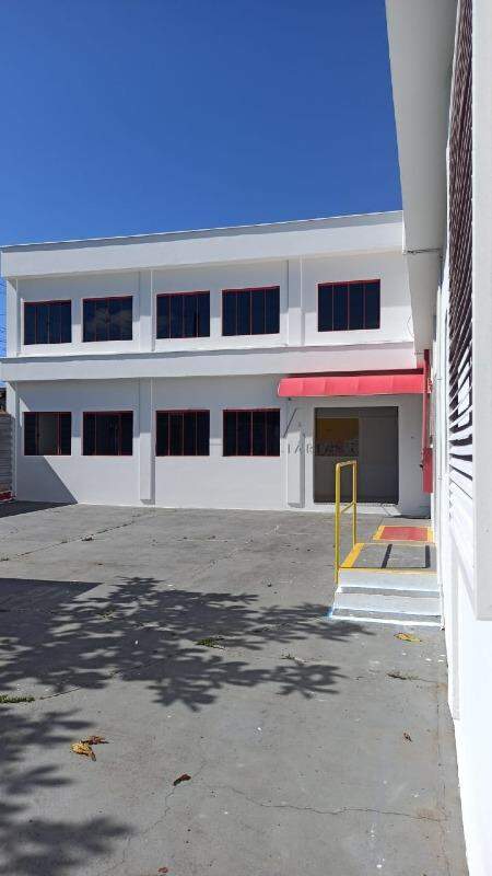 Imagem Galpão Frigorífico para venda na Barra do Rio Cerro com 5.450,26 m² e Terreno com 18.106,25 m²