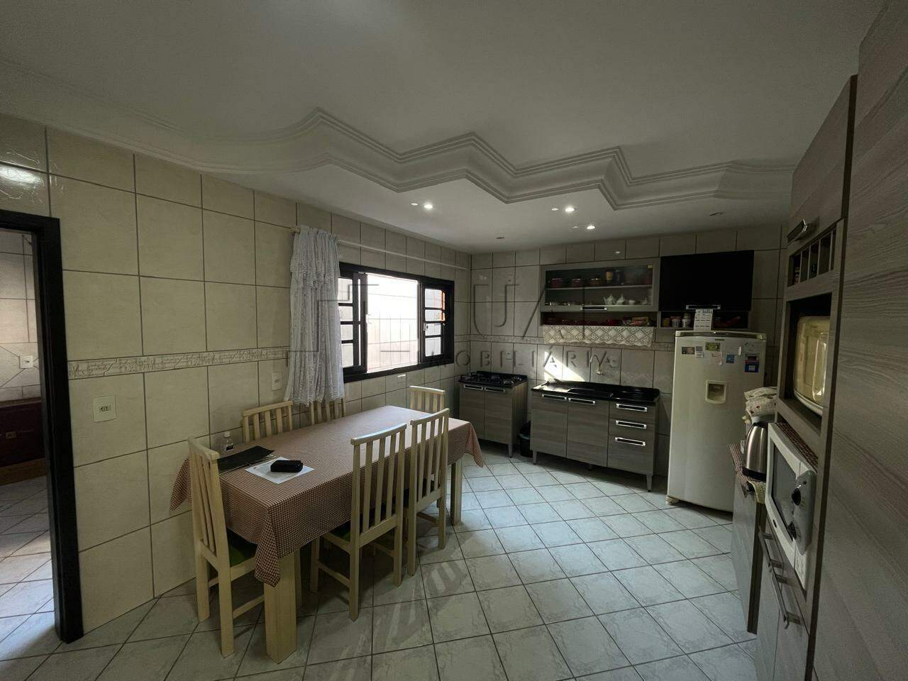 Imagem Casa com 3 dormitórios à venda no bairro Rau em Jaraguá do Sul.