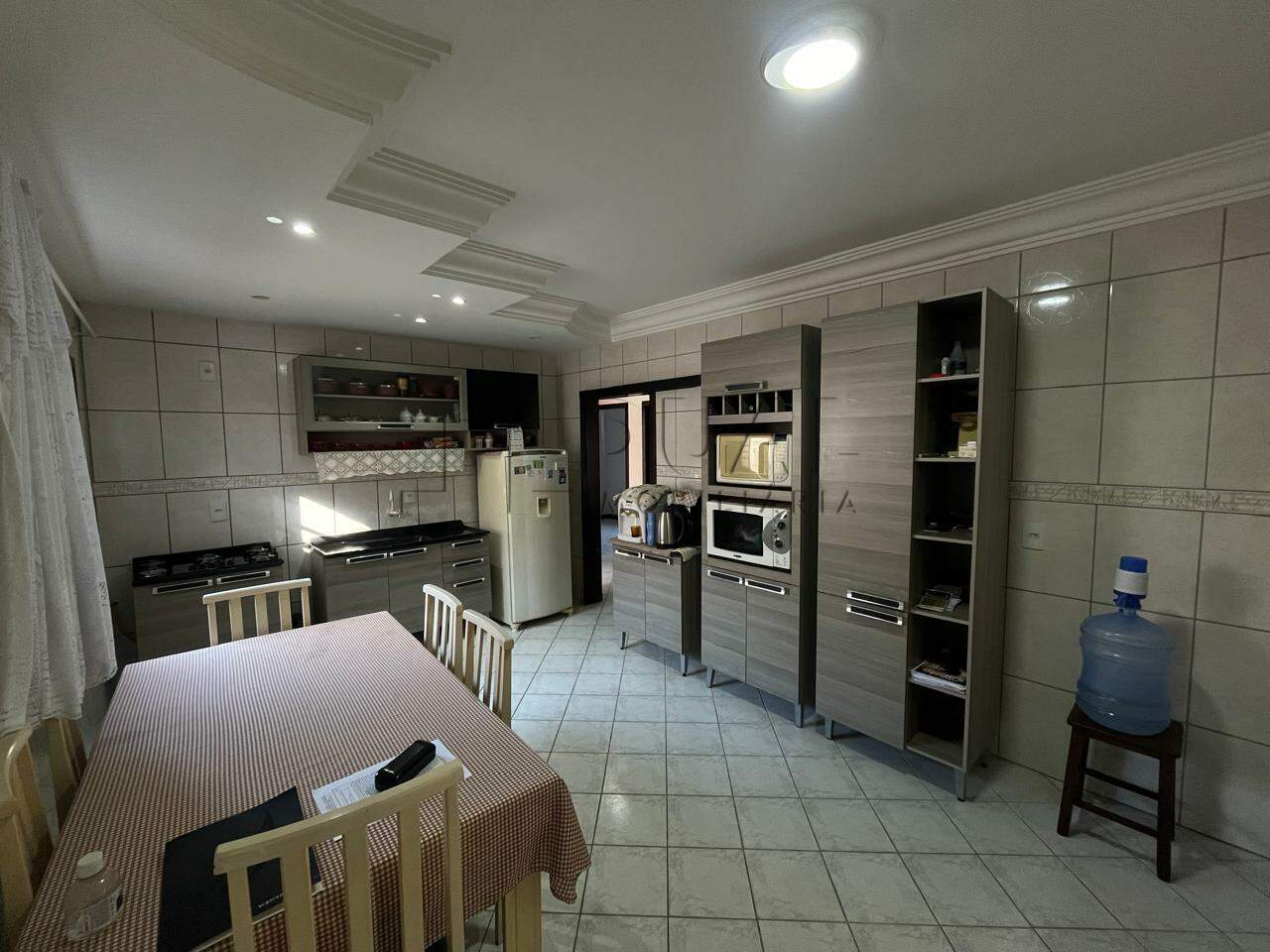 Imagem Casa com 3 dormitórios à venda no bairro Rau em Jaraguá do Sul.