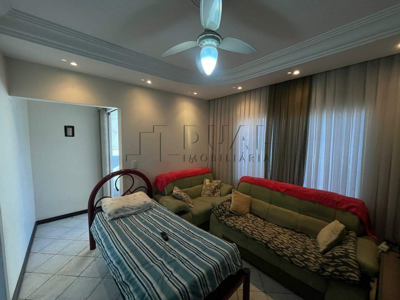 Imagem Casa com 3 dormitórios à venda no bairro Rau em Jaraguá do Sul.