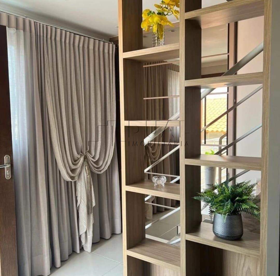 Geminado a venda com duas suítes na Barra do Rio Cerro