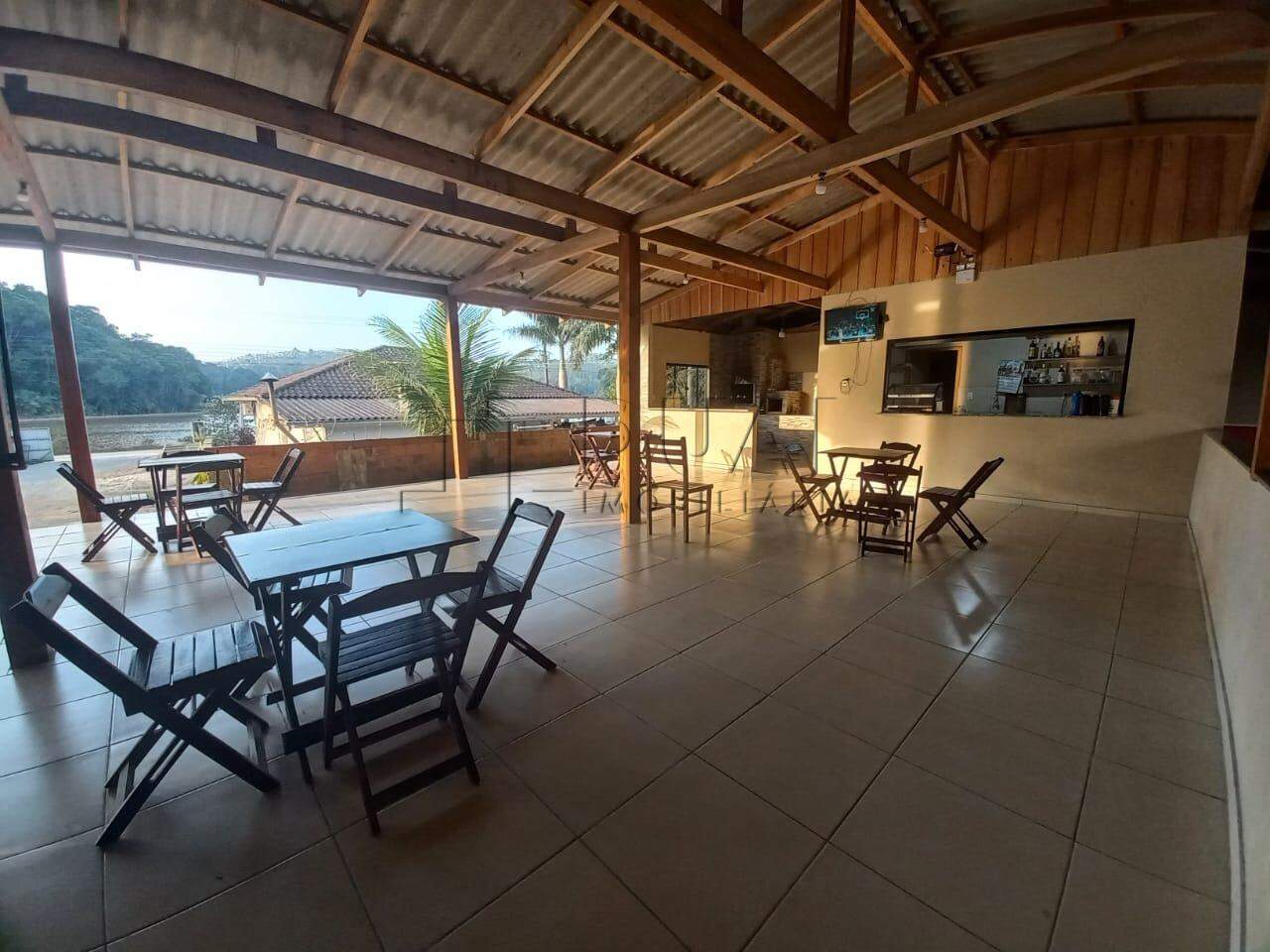 Imagem Casa com area comercial para bar com terreno de 6.020 m² no bairro Guamiranga em Guaramirim