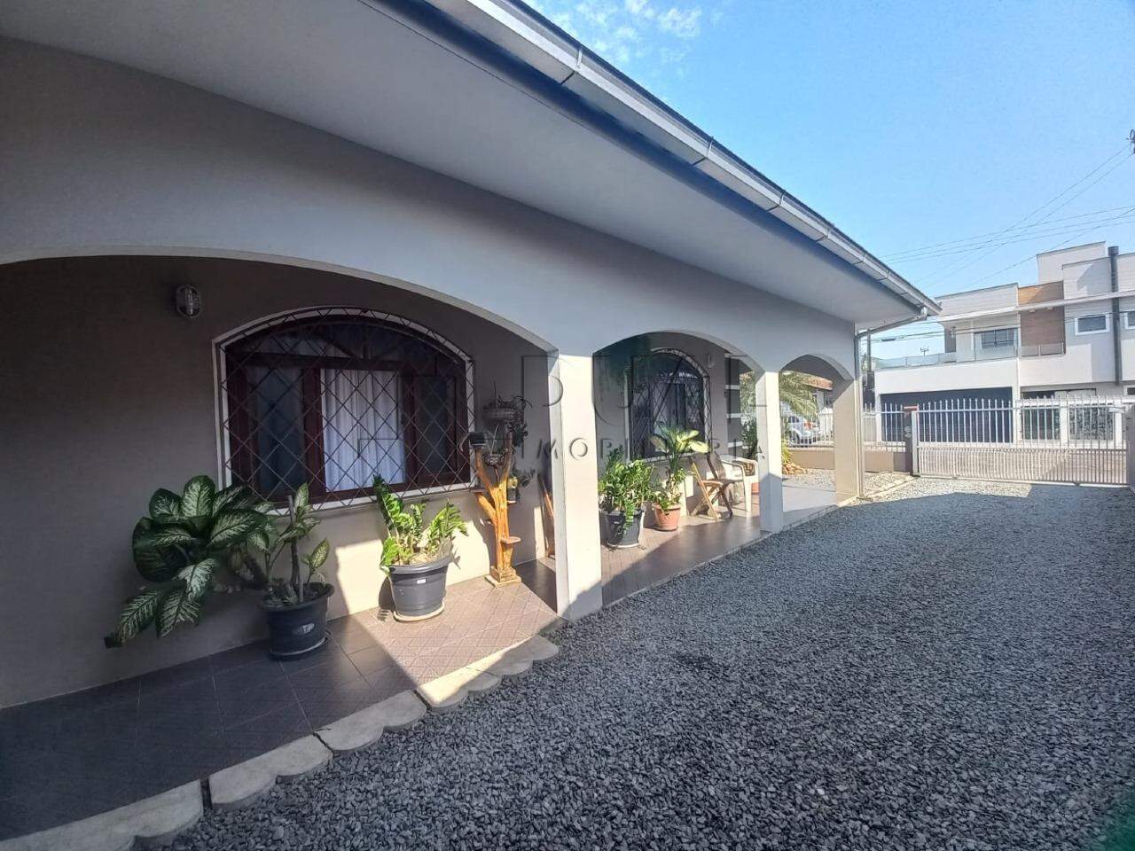 Imagem Casa com Edicula no bairro Vila Lalau em Jaraguá do Sul