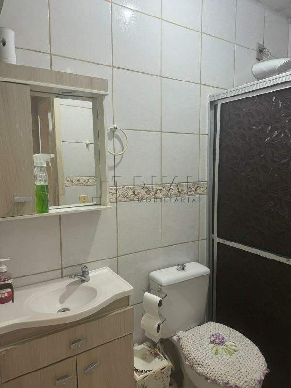 Imagem Geminado térreo em condomínio fechado Jardim das Flores no bairro Estrada Nova