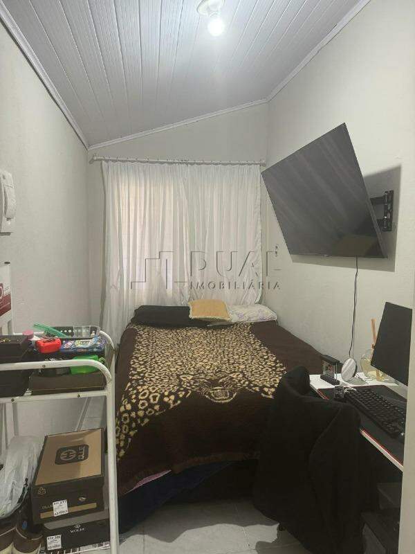 Imagem Geminado térreo em condomínio fechado Jardim das Flores no bairro Estrada Nova