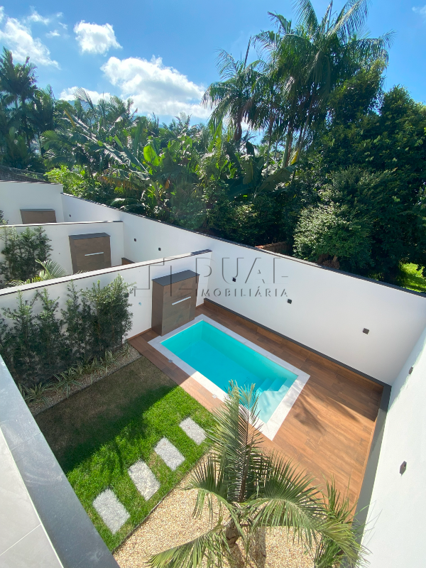 Geminado de alto padrão no bairro Vila Lalau em Jaraguá do Sul