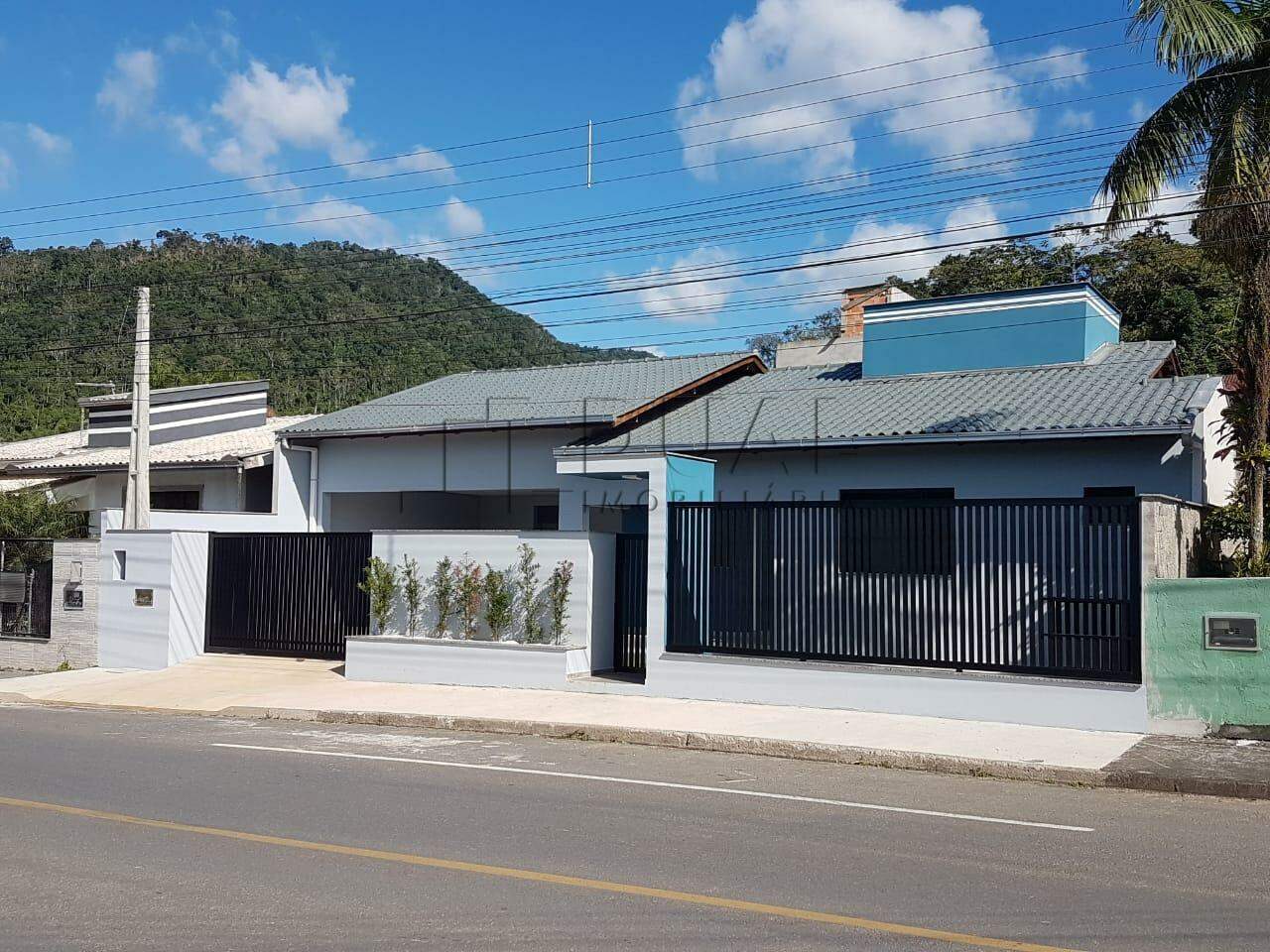 Casa com 153,30m² à venda no bairro Jaraguá 99 em Jaraguá do Sul.