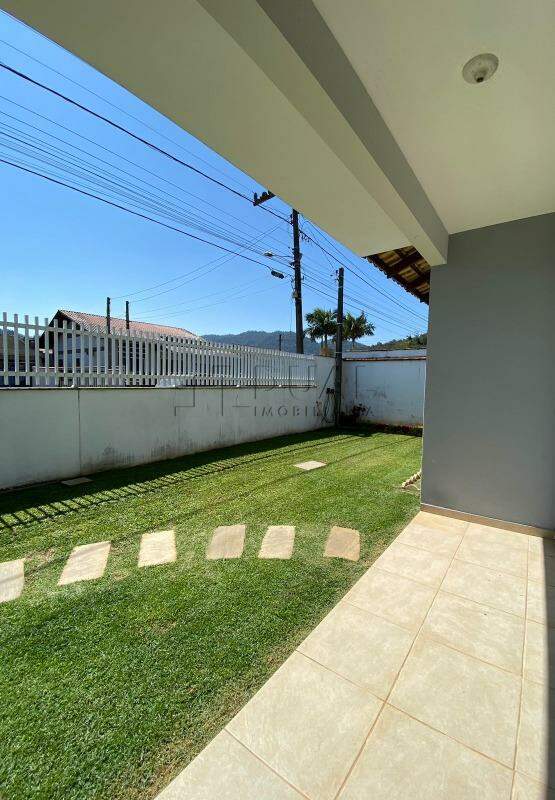Imagem Casa com 120,00m² à venda no bairro Amizade em Jaraguá do Sul.