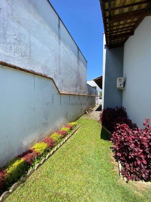 Imagem Casa com 120,00m² à venda no bairro Amizade em Jaraguá do Sul.