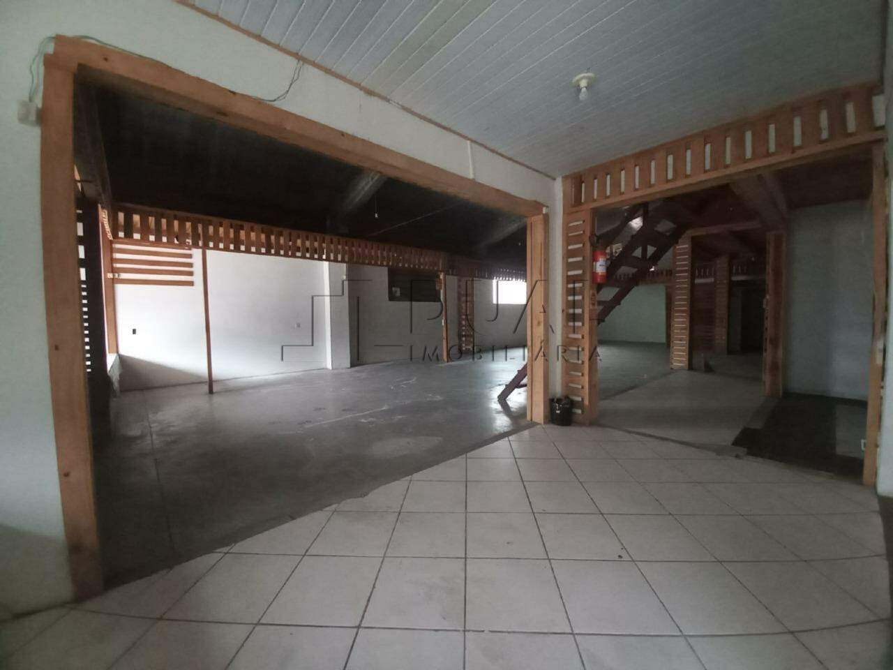 Imagem Sala Comercial à venda, 1 quarto, Barra do Rio Cerro - Jaraguá do Sul/SC