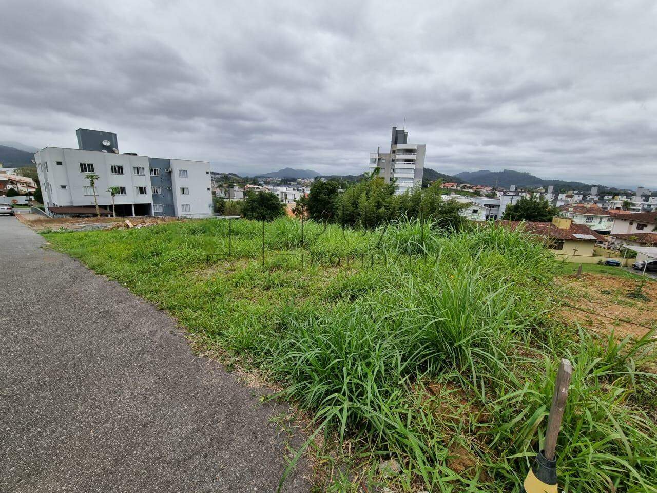 Imagem Terreno em localização privilegiada com 325,54m² no bairro Amizade
