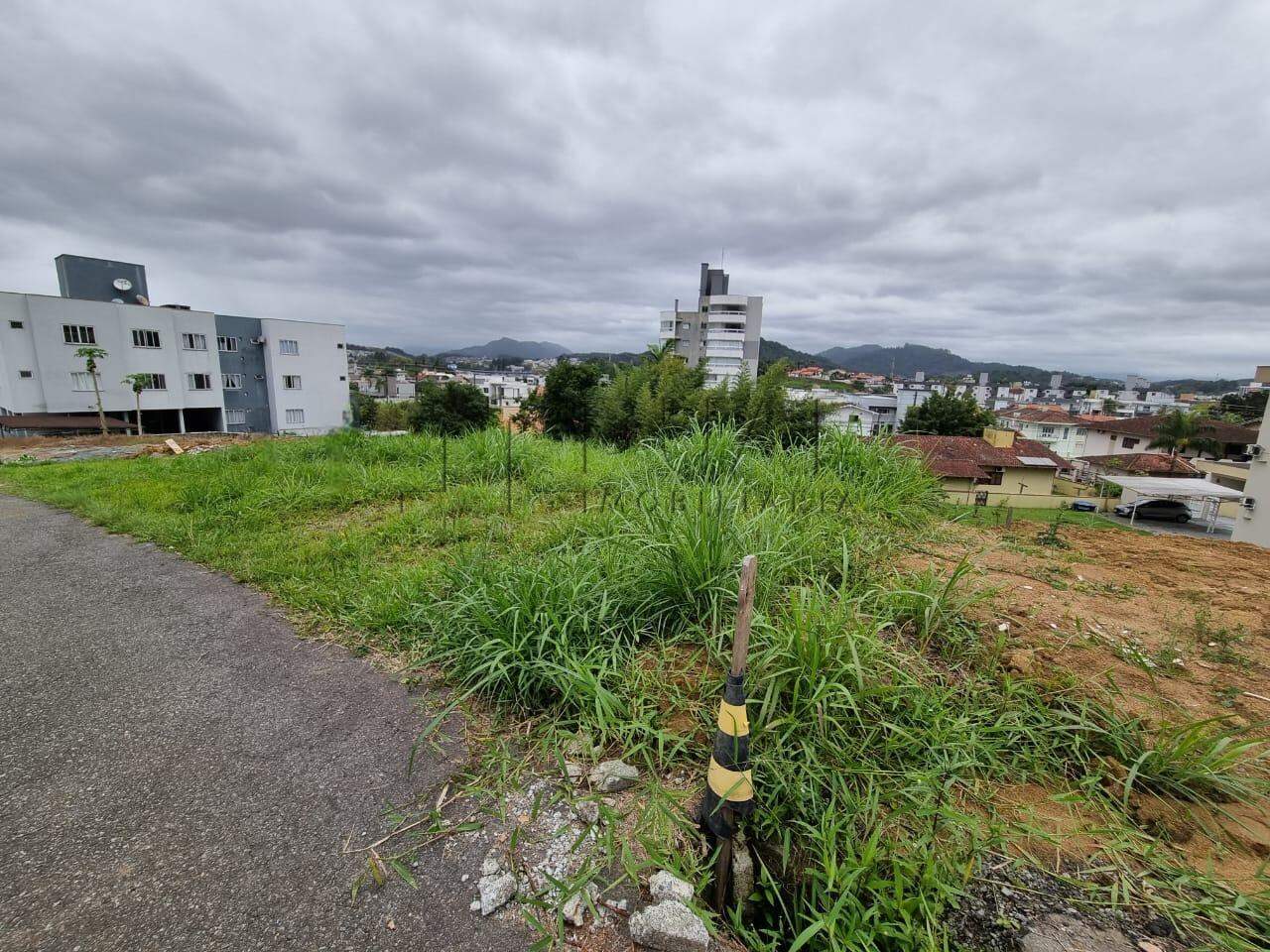 Imagem Terreno em localização privilegiada com 325,54m² no bairro Amizade