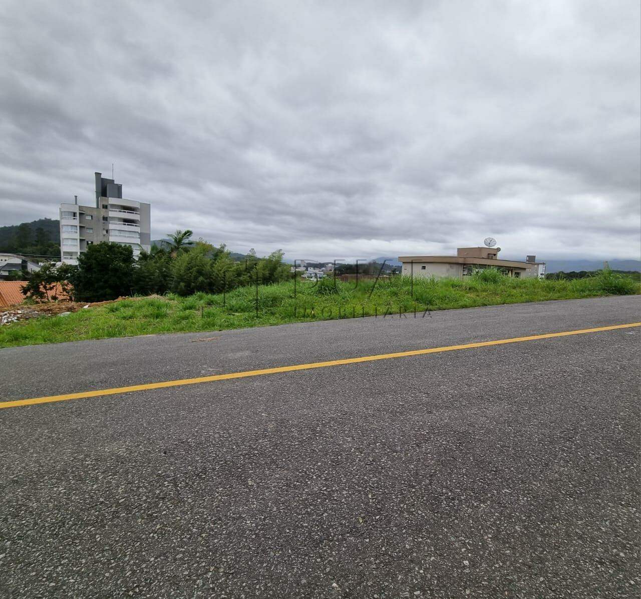 Imagem Terreno em localização privilegiada com 325,54m² no bairro Amizade