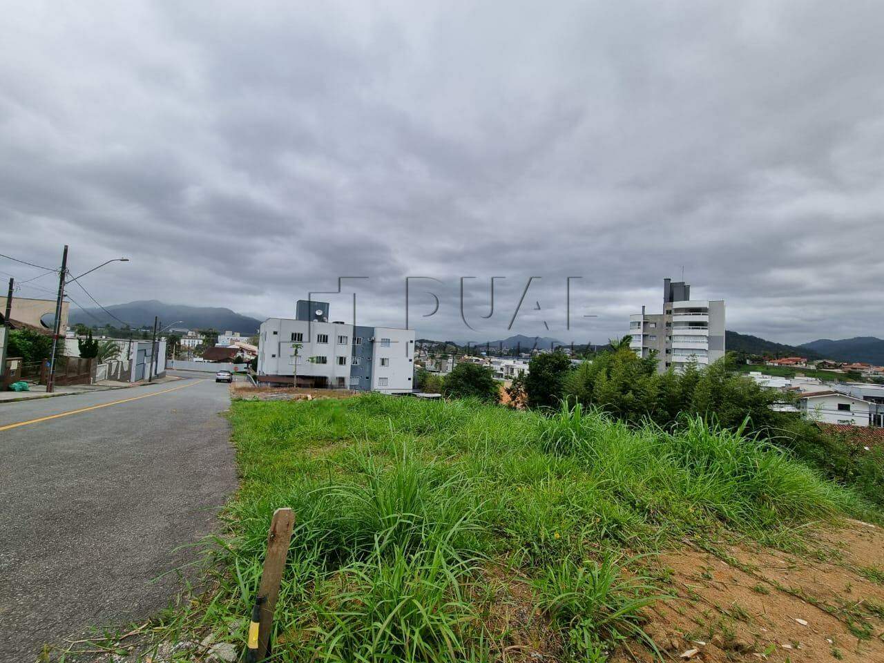 Imagem Terreno em localização privilegiada com 325,54m² no bairro Amizade