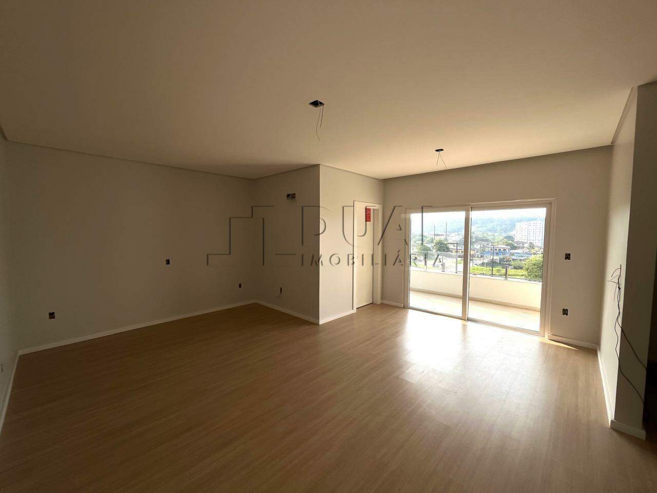 Imagem Geminado com 248,00m² à venda no bairro Barra do Rio Cerro em Jaraguá do Sul.